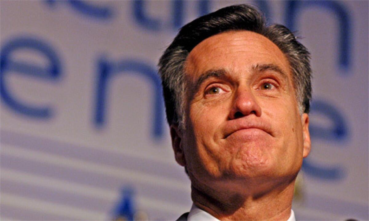 Mitt Romney announces that he will suspend his '08 campaign to become president.