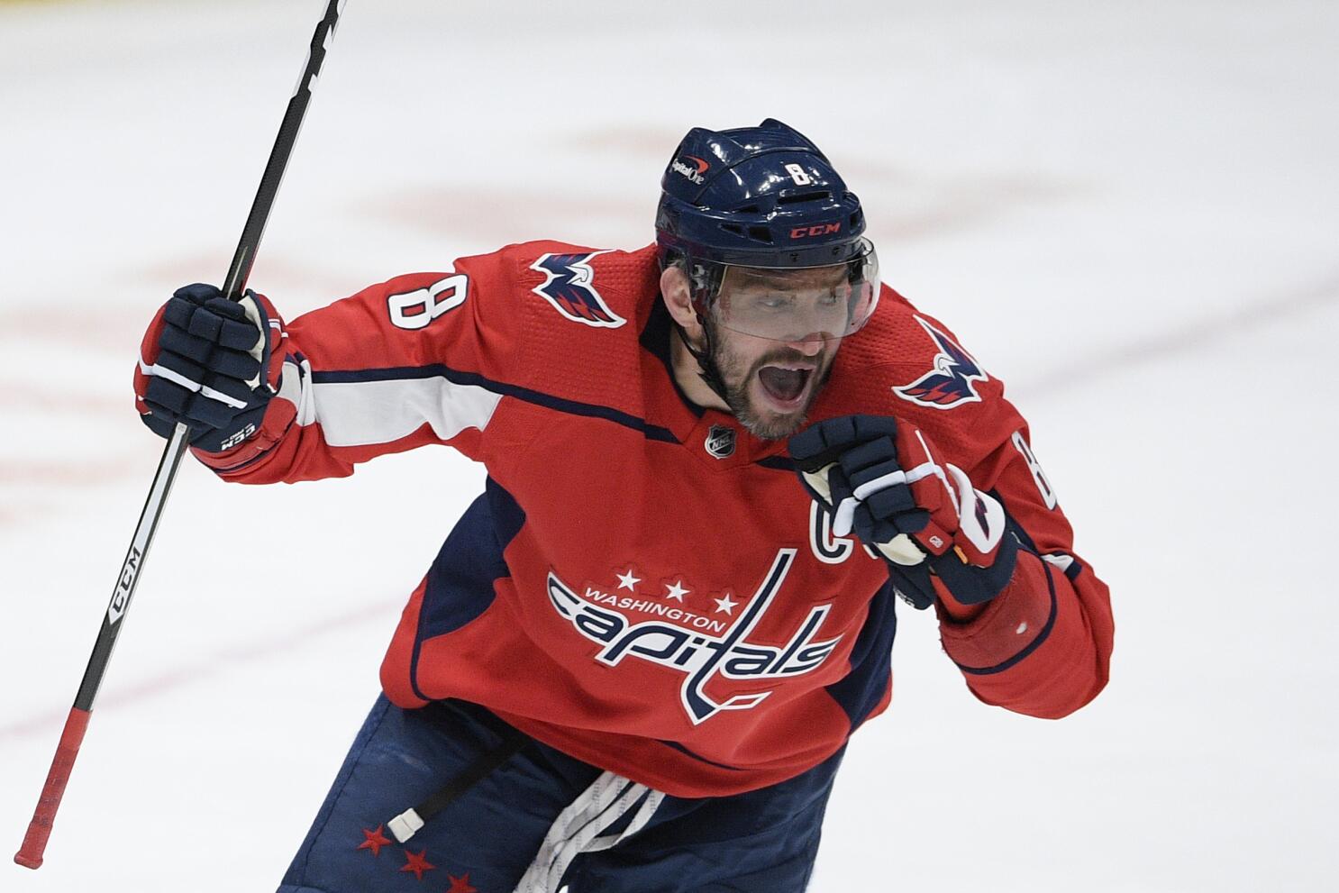 Alex Ovechkin fails to record a shot in consecutive games for