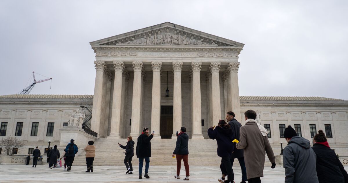 What will Democrats do about Supreme Court ethics scandals? - Los Angeles Times