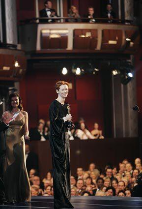Oscar show -- Tilda Swinton