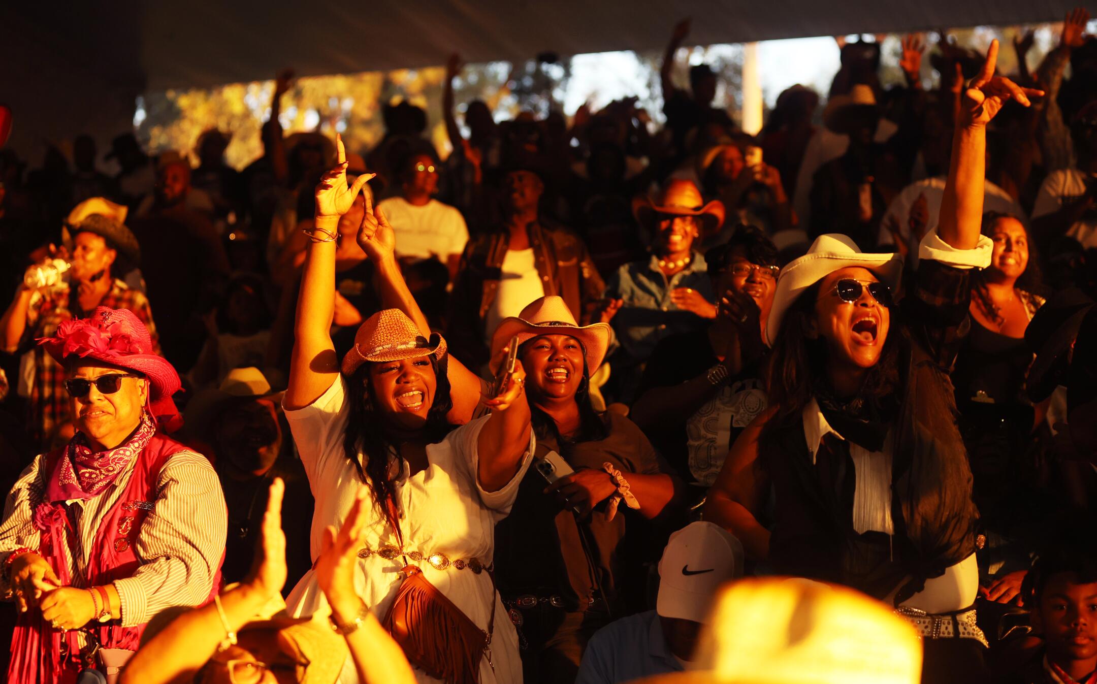 Photos: Bill Pickett rodeo brings its show to Los Angeles - Los Angeles ...
