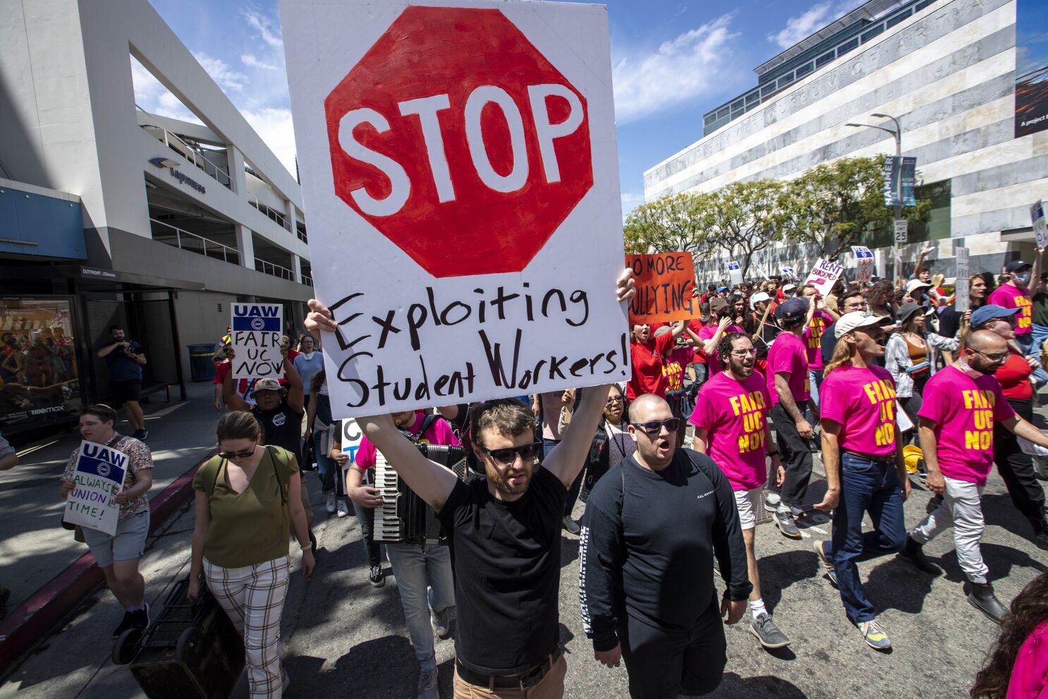 Nearly 48,000 UC graduate students poised to shut down many classes, labs and research with strike - Los Angeles Times Nearly 48,000 UC graduate students poised to shut down many classes, labs and research with strike - Los Angeles Times