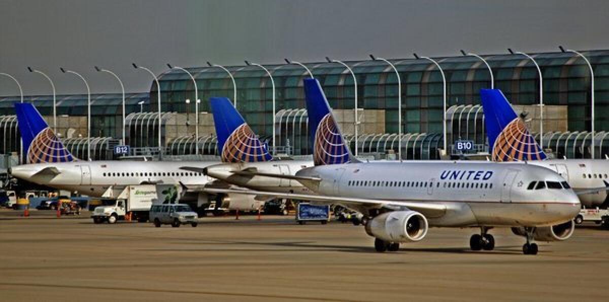 United Airlines plans to cut costs by $2 billion by 2017.