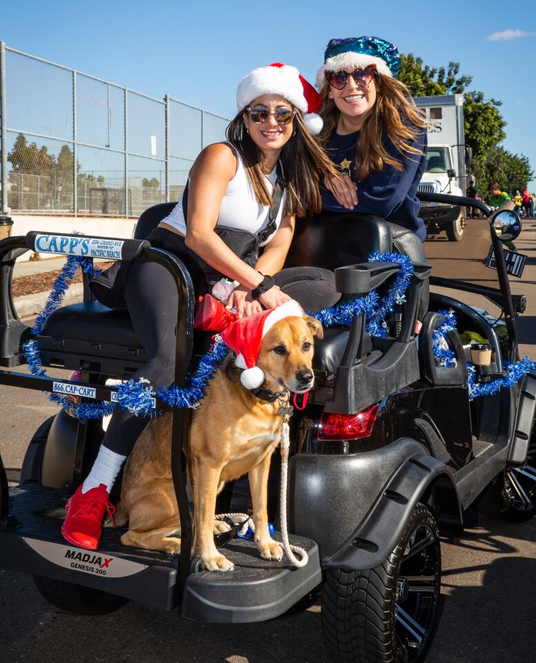 PB Holiday Parade 2022 - 9.jpg