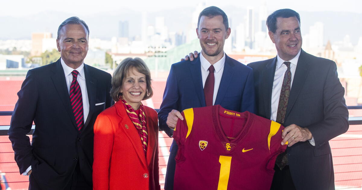 Hope Riley Usc Lincoln Riley lands in L.A., vows turnaround for USC football - Los ...