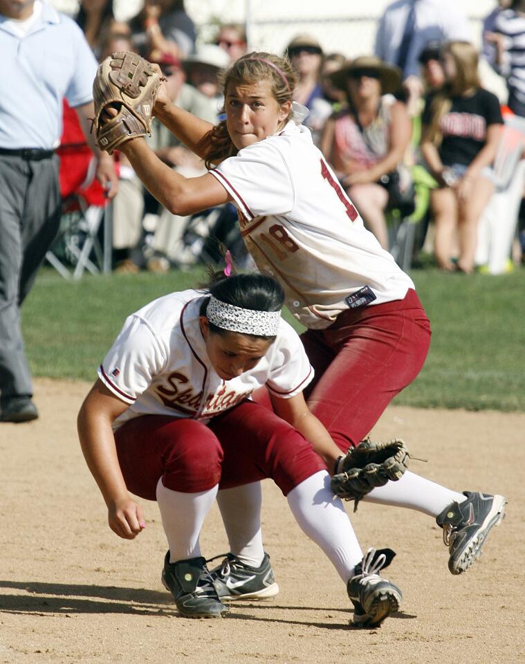 La Canada softball CIF semifinal win