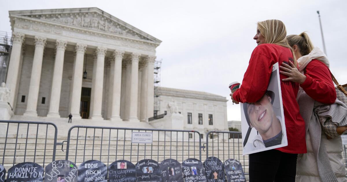 Abcarian: Is one $6-billion settlement enough of a reckoning for the family that brought us the opiod crisis? Abcarian: Is one $6-billion settlement enough of a reckoning for the family that brought us the opiod crisis?