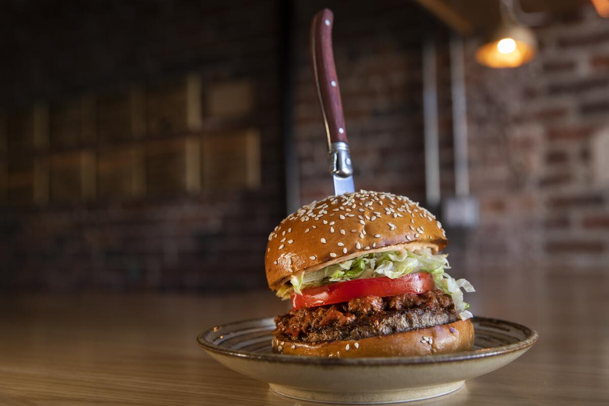 ECHO PARK, CA-AUGUST 16, 2019: A Japanese chili burger called Ode to Mos is on the menu at Ototo in Echo Park. (Mel Melcon/Los Angeles Times)