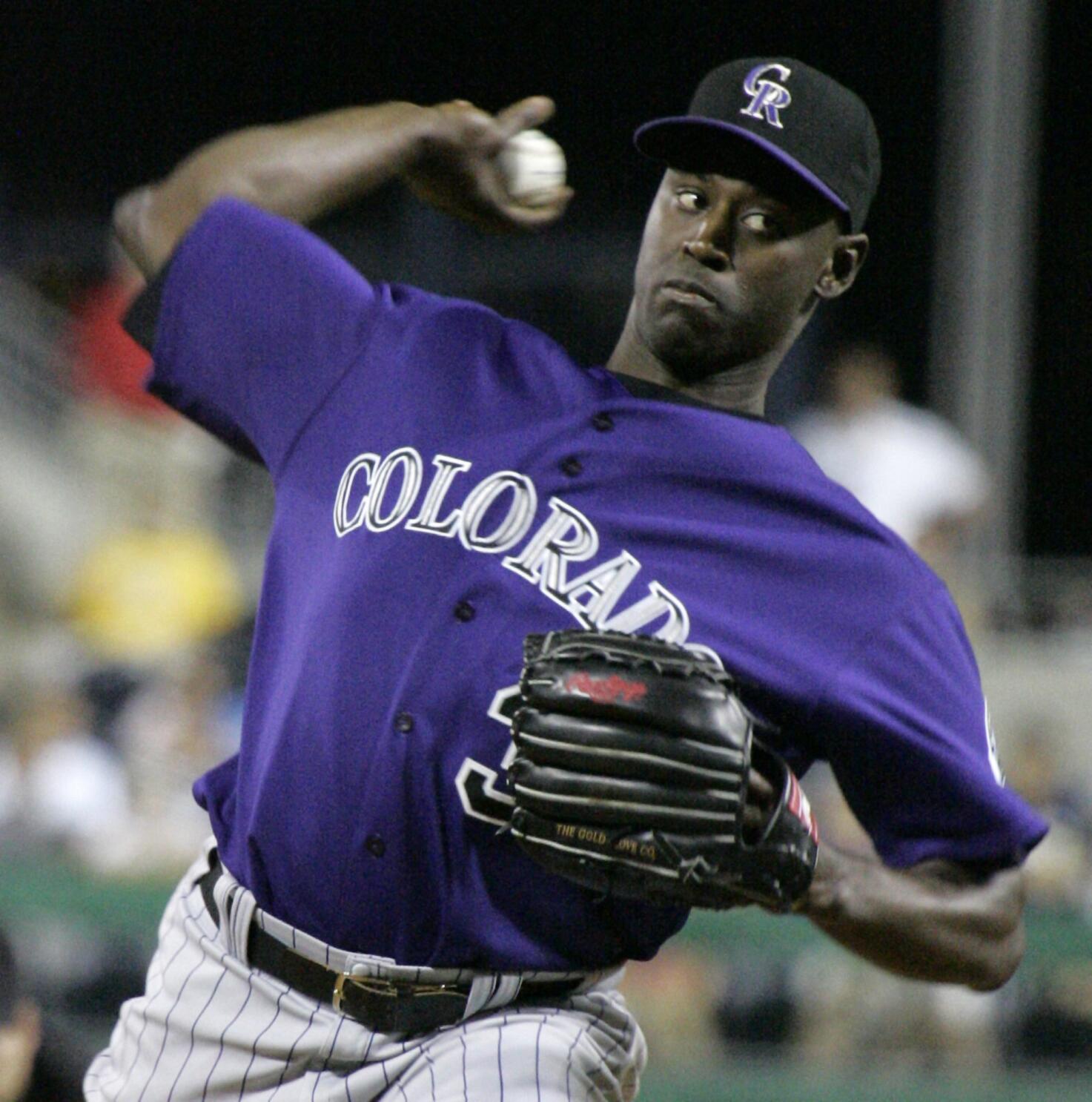 Rockies sign LaTroy Hawkins to one-year, $2.5 million deal - MLB Daily Dish