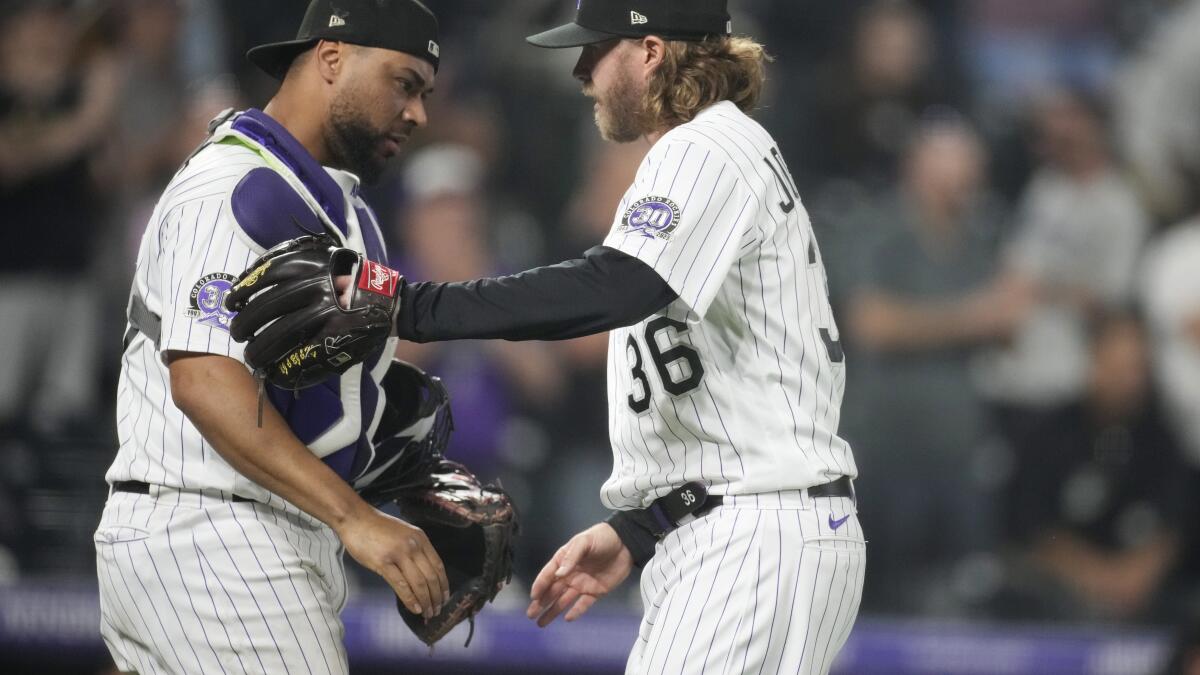 Charlie Blackmon doubles in 4-run 5th, Rockies beat Marlins 5-4