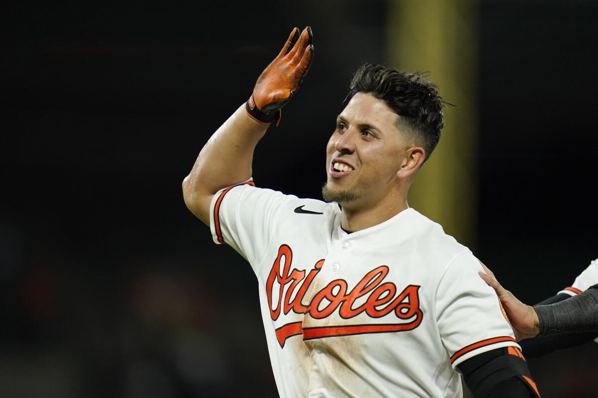 Orioles edge Rangers on Mateo's walk-off hit by pitch