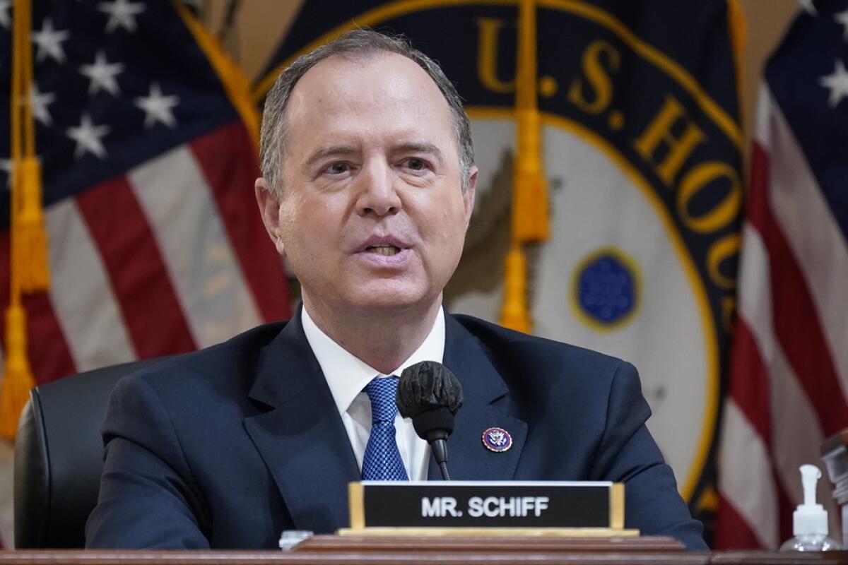 ARCHIVO - El representante de California, Adam Schiff,