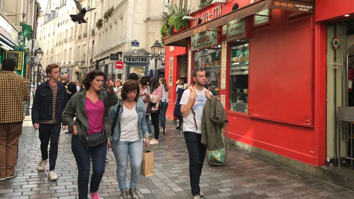 Le Marais in Paris - Pick Up a Falafel in the Old Jewish District – Go  Guides