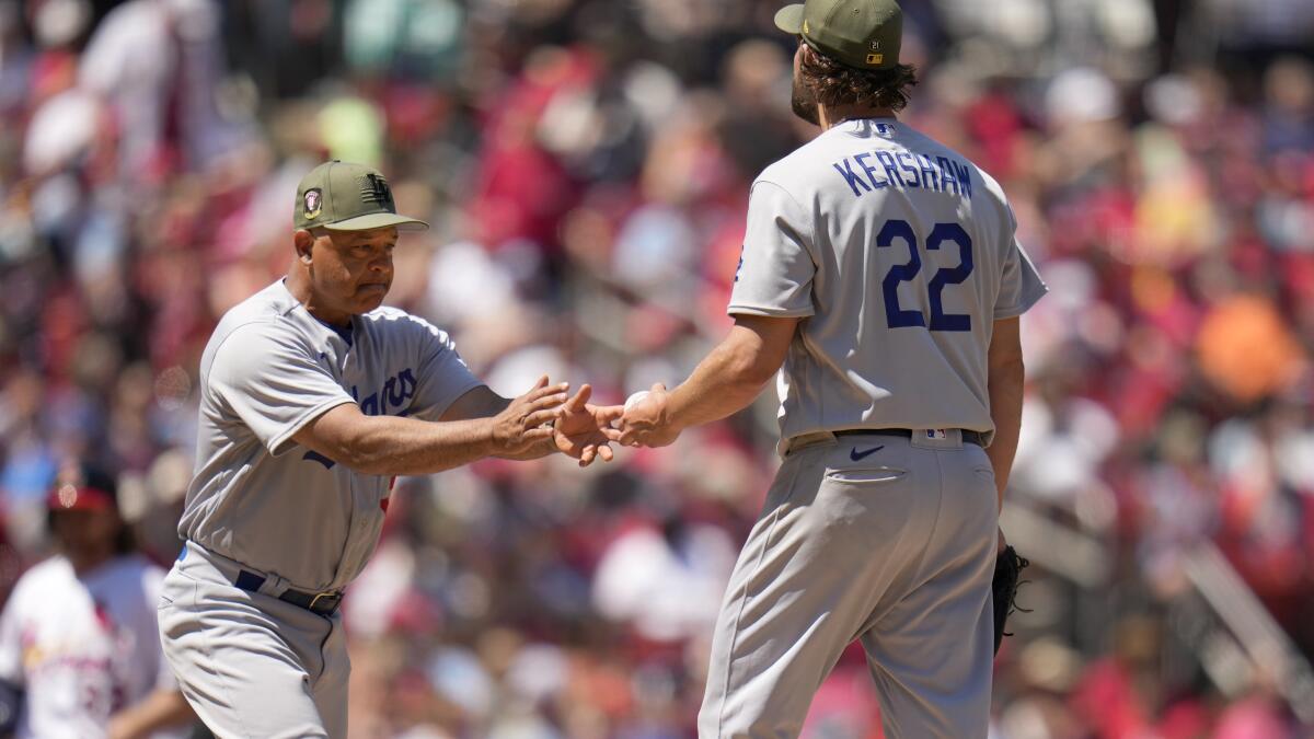 MLB trade deadline brings back vivid memories for Dave Roberts - Los  Angeles Times