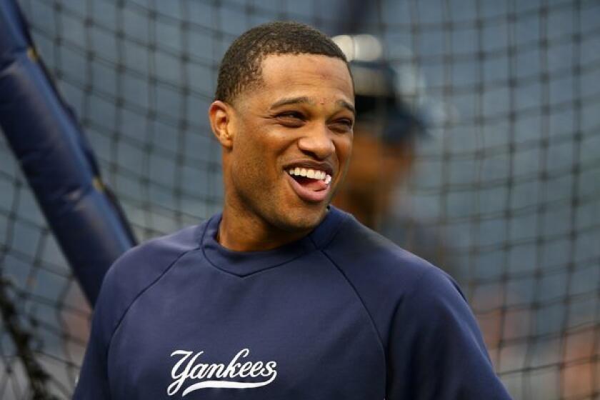 New York Yankees second baseman Robinson Cano switched representation Tuesday with free agency looming at the end of the season.