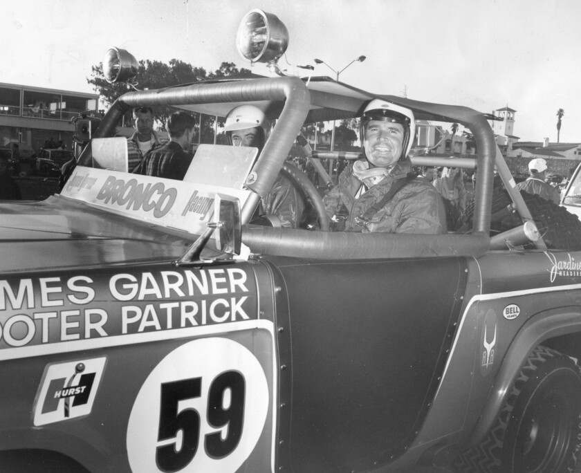 Motor racing loses a major fan as actor James Garner dies at 86 - Los ...