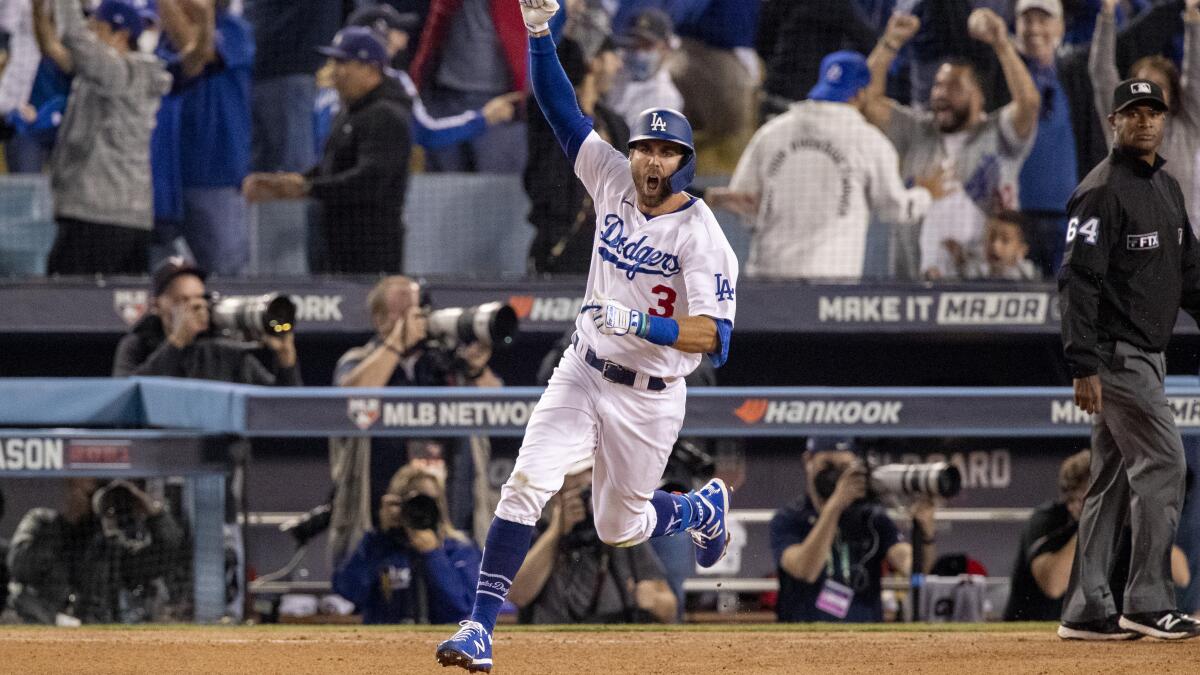 Dodgers Chris Taylor hits walk-off home run to win NL wild card game - True  Blue LA