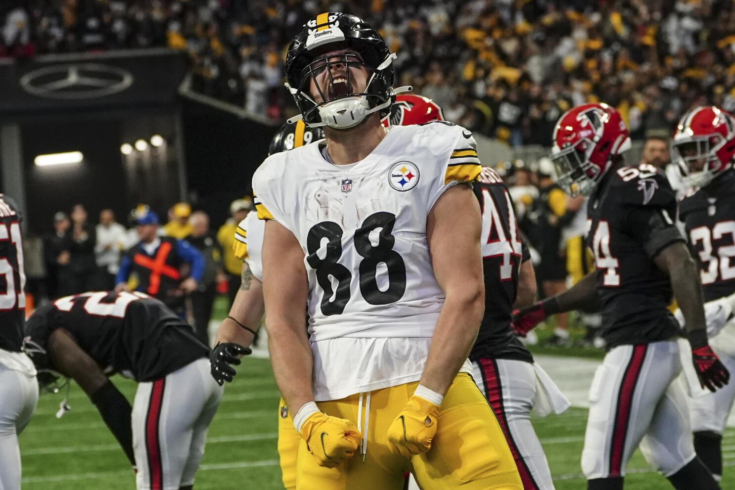 Muuuth! Steelers TE Pat Freiermuth forging his own path