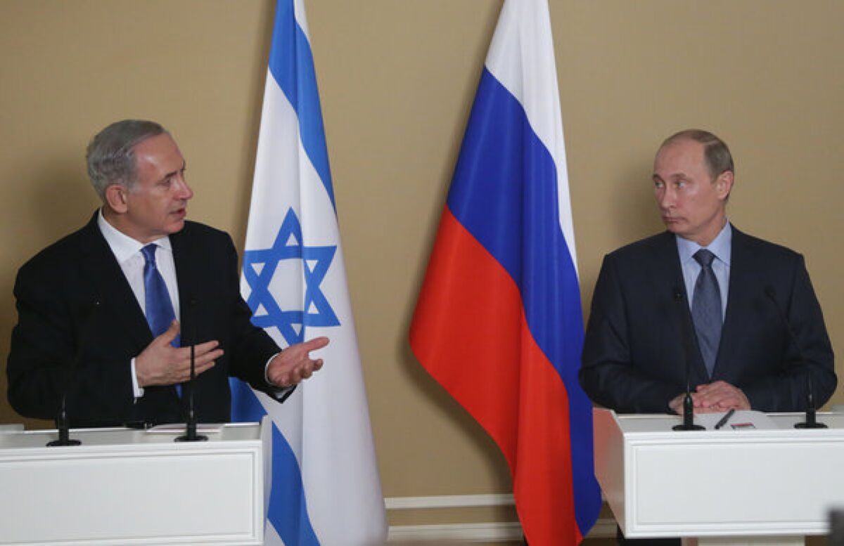 Israeli Prime Minister Benjamin Netanyahu, left, reportedly urged Russian President Vladimir Putin during their Kremlin meeting Tuesday to scratch delivery of S-300 missiles to the regime of Syrian President Bashar Assad. Russia had been indicating readiness to collaborate with Western powers on Syria but appears to have reconsidered in the wake of Israeli airstrikes in Syria and a reported U.S. attempt to recruit a Russian agent to spy for the CIA.