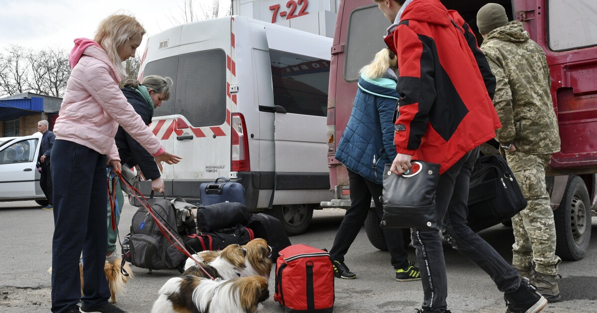 Ukrainian forces brace for a redoubled Russian assault in the east and south Ukrainian forces brace for a redoubled Russian assault in the east and south