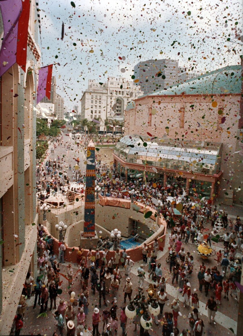 Horton Plaza shopping center opened Aug. 9, 1985, with a shower of confetti.