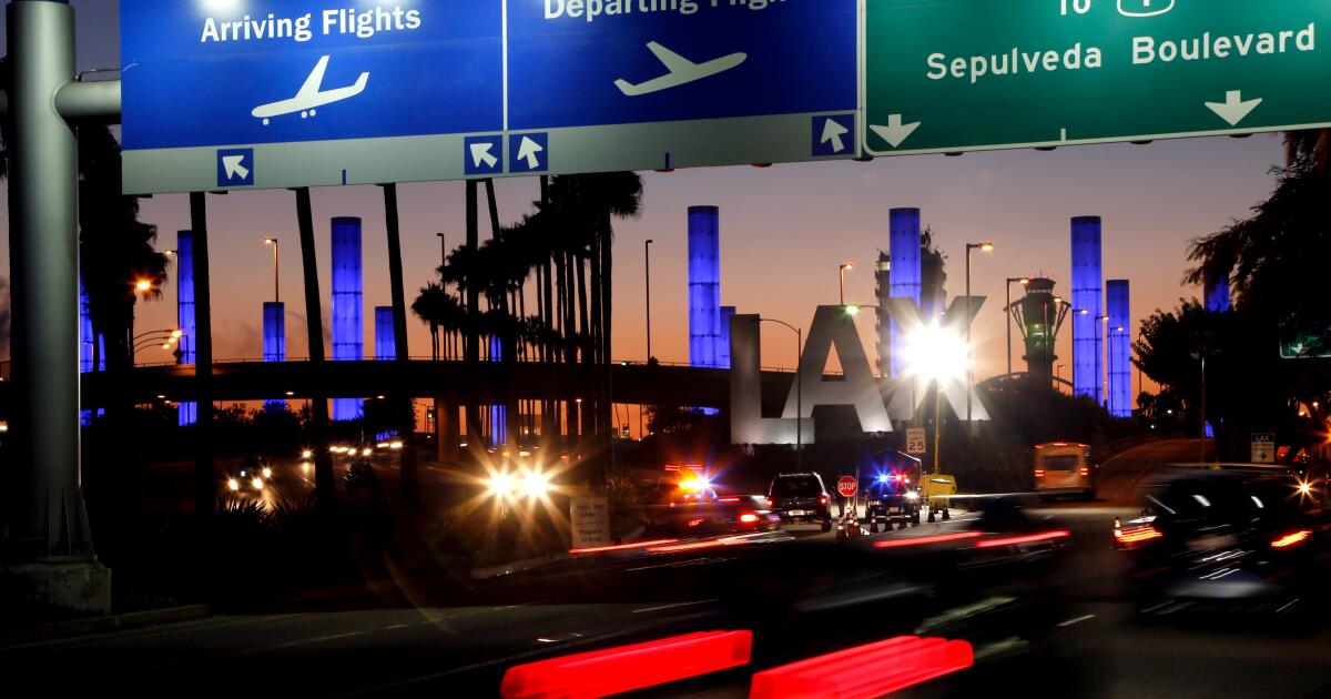 Iconic LAX pylons are being removed. Here’s why