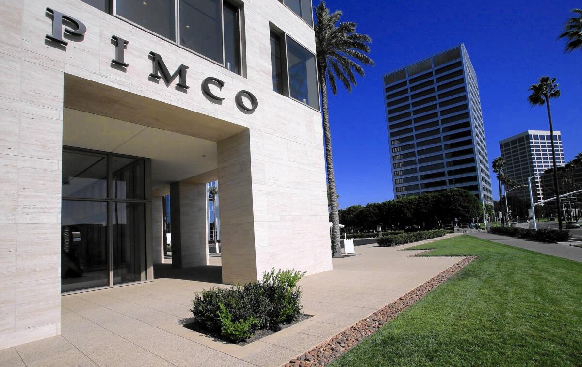 After Bill Gross' departure, Pimco rapidly installed new management, announced a flurry of high-profile new hires and reached out privately to reassure investors.