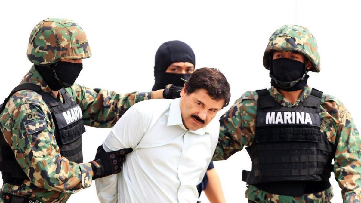 El narcotraficante mexicano Joaquín Guzmán después de que fue detenido en el 2014.