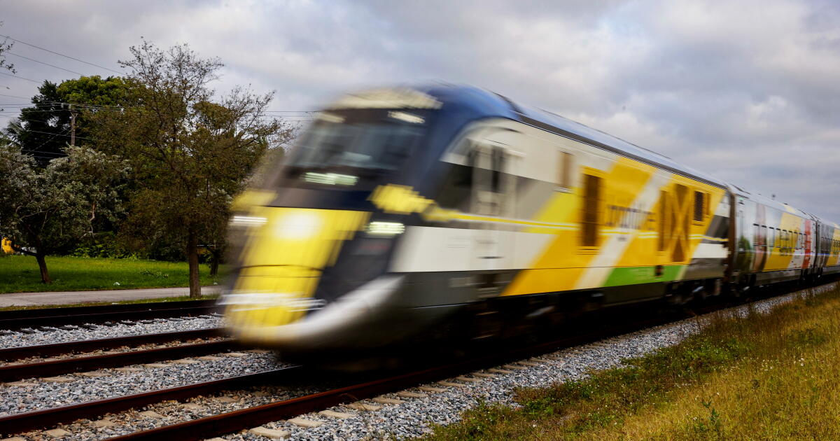 Las Vegas'a Brightline treni 400 dolar mı? Arabayı tercih ederiz