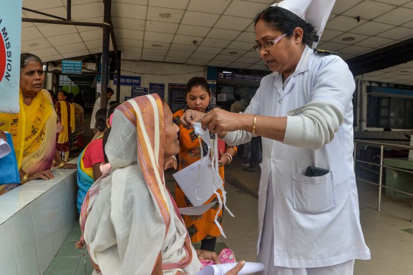 Doctors fighting coronavirus in India are infected ...