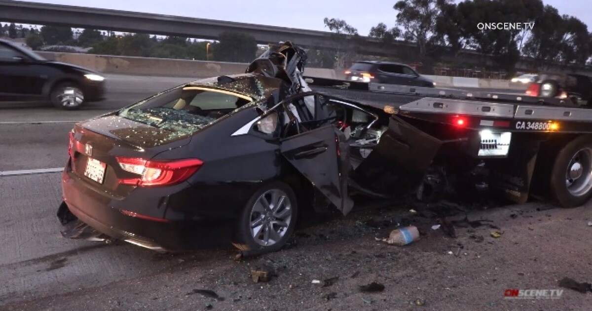 Driver Dies After Rear-ending Stopped Tow Truck On I-5 In National City - The San Diego Union-tribune