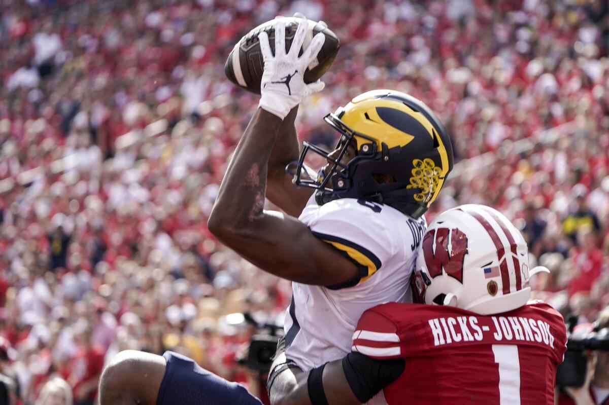 Desmond Ridder, No. 8 Cincinnati beat Miami of Ohio 49-14 - NBC Sports