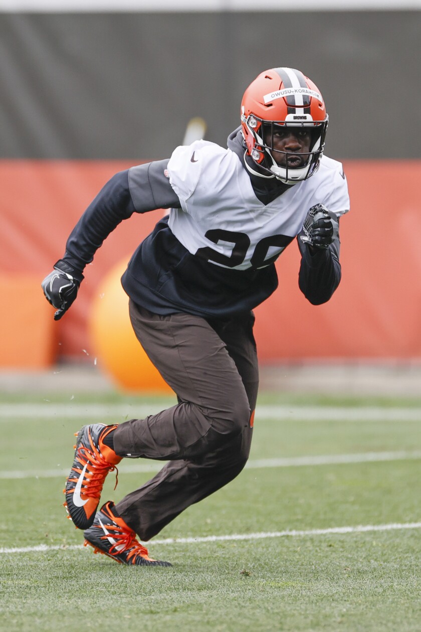 Cleveland Browns linebacker Jeremiah Owusu-Koramoah runs through a drill during NFL football practice at the team's training facility Wednesday, June 2, 2021, in Berea, Ohio. (AP Photo/Ron Schwane)