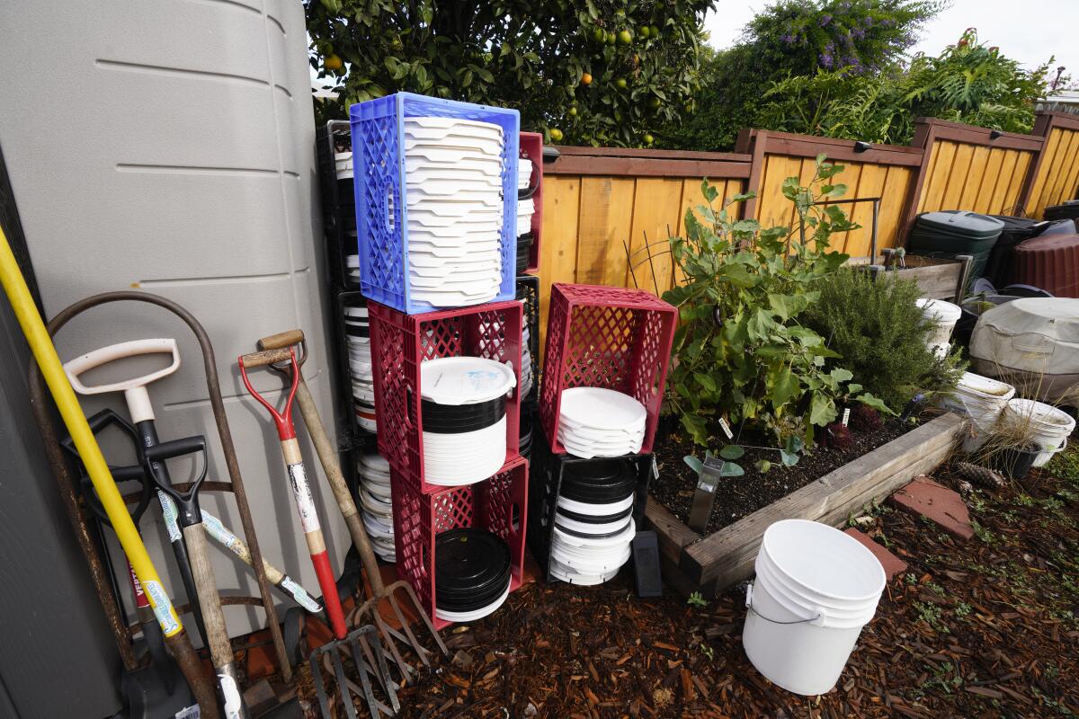 Poway Unified schools begin sorting compost waste in a pilot