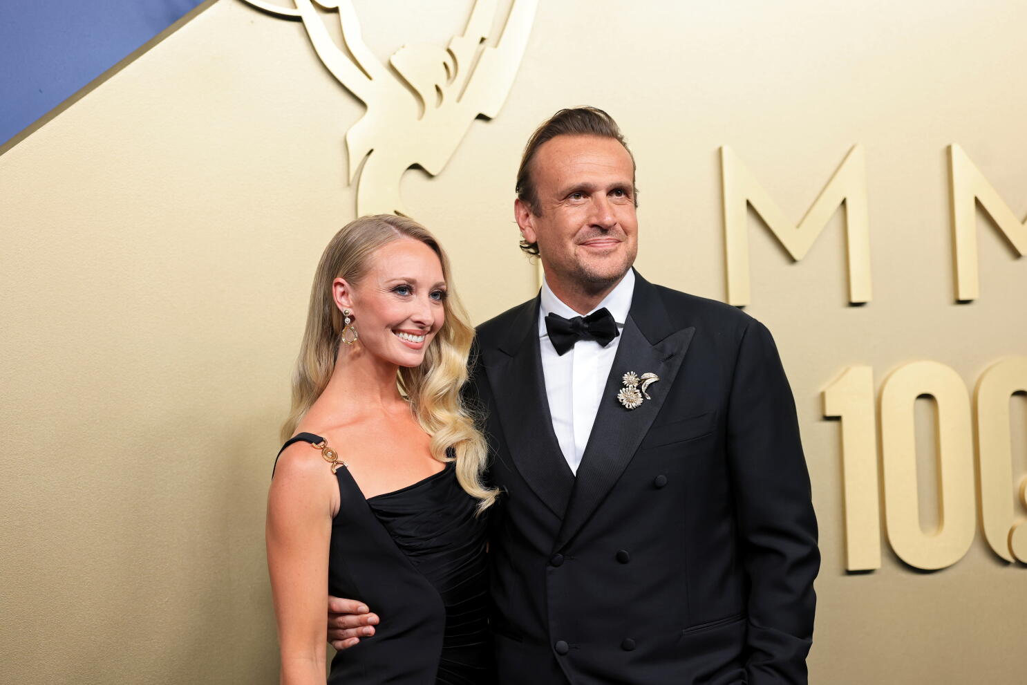 Jason Segel, Kayla Radomski marry at SoCal’s Huntington Jason Segel, Kayla Radomski marry at SoCal's Huntington