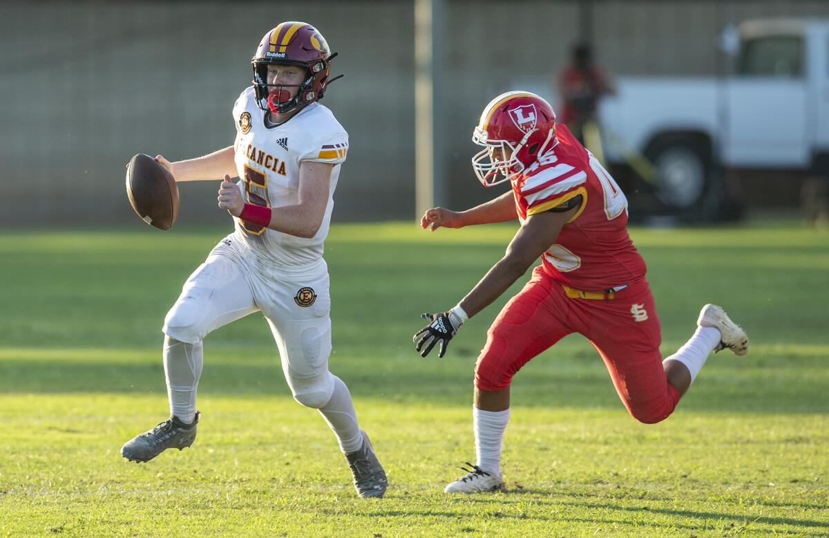 Estancia's Riley Witte, seen against Loara in August 2022, accounted for four touchdowns in a win over Calvary Chapel Friday.