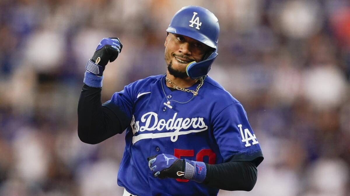 Dodgers Roster: How Will Outfield Shape Up for 2022 Postseason? – Think  Blue Planning Committee