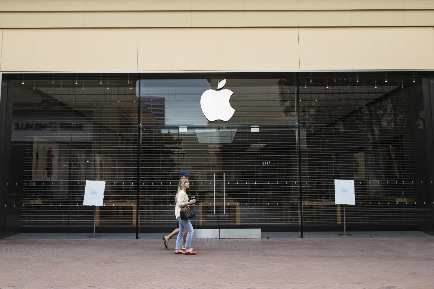 Apple closing South Florida stores due to coronavirus