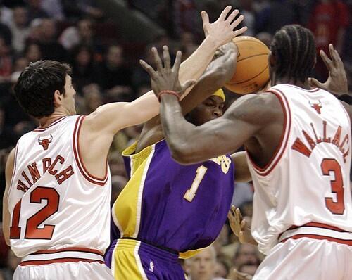 Kirk Hinrich, Ben Wallace, Smush Parker