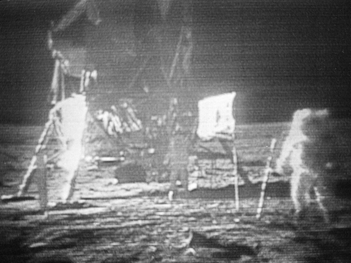 apollo 11 moon landing on tv