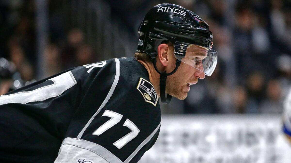 Kings center Jeff Carter, shown on Jan. 12, 2017, hasn't played since he lacerated an ankle tendon on Oct. 18.