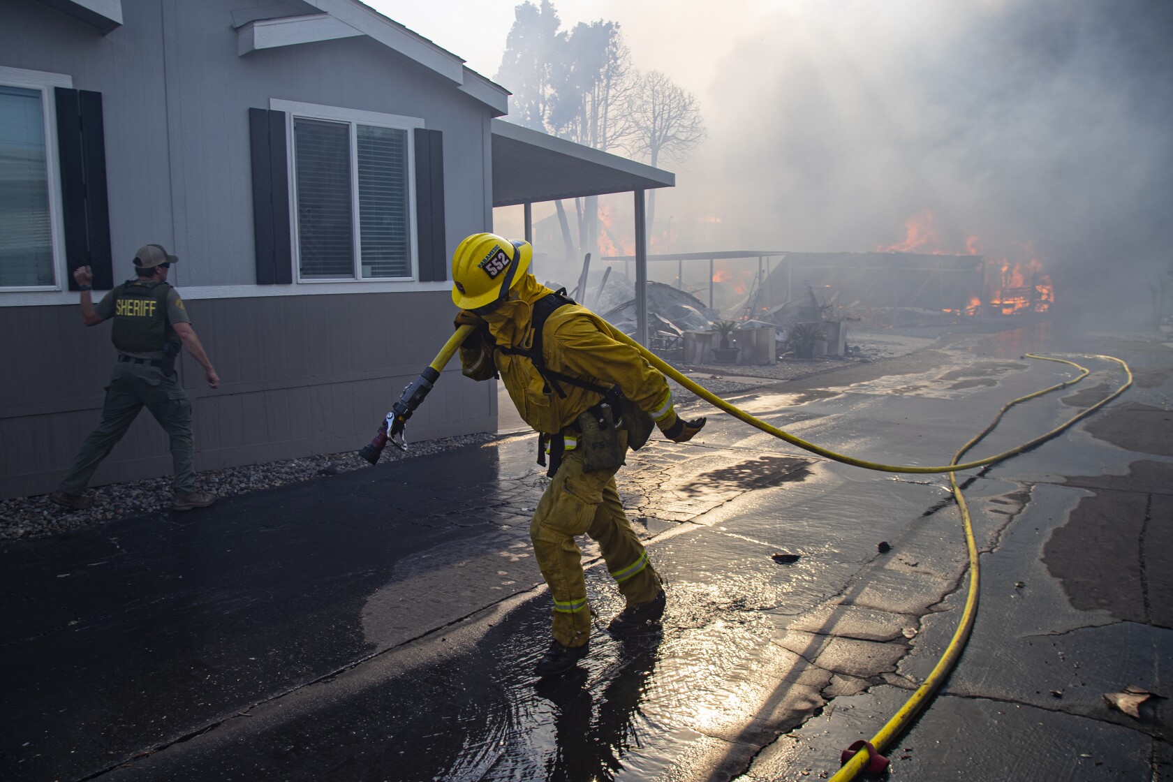 SoCal Edison power outage Thousands affected as fires break out Los