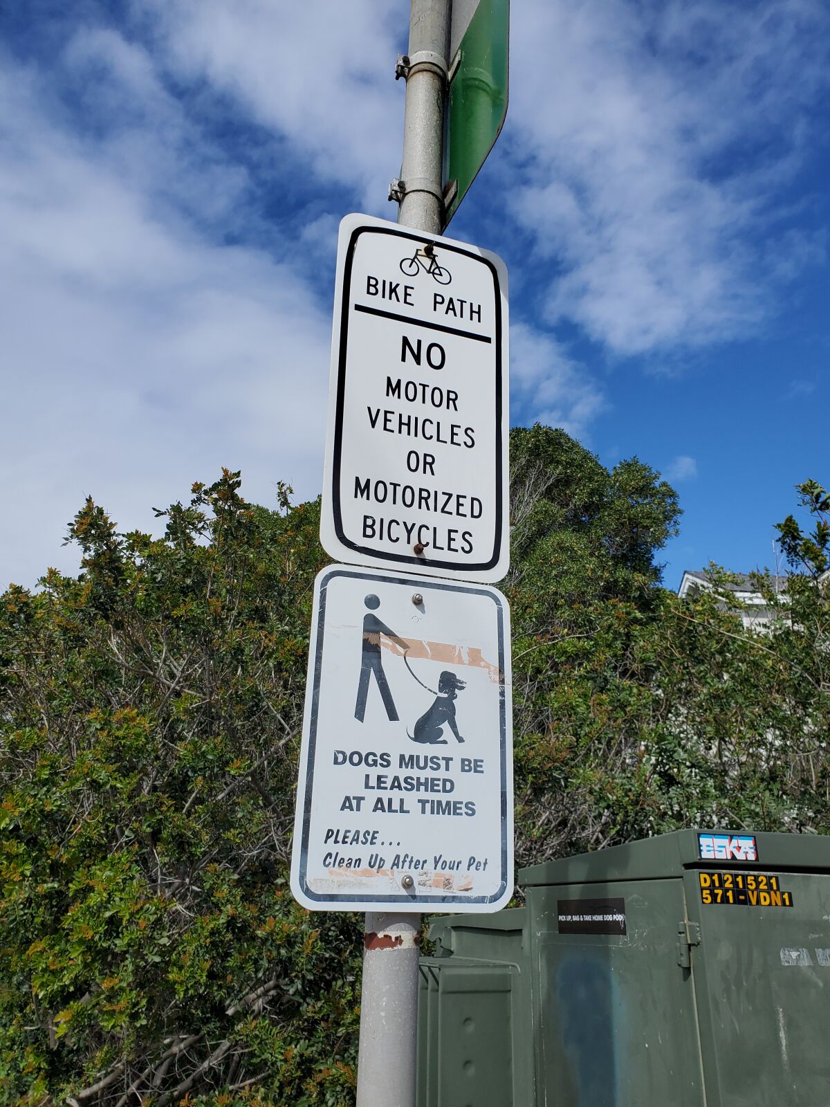 Signs along the La Jolla Bike Path may be updated and made more attention-grabbing.