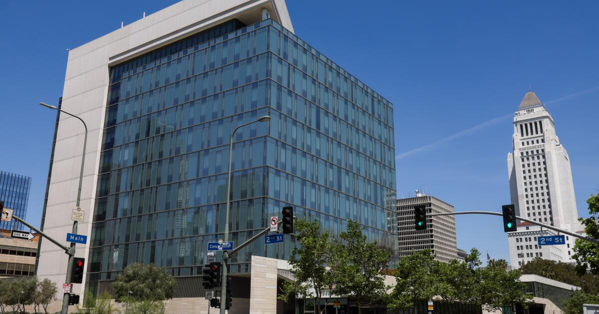 Les responsables de la ville se demandent comment des milliers de fichiers sensibles du LAPD ont été compromis