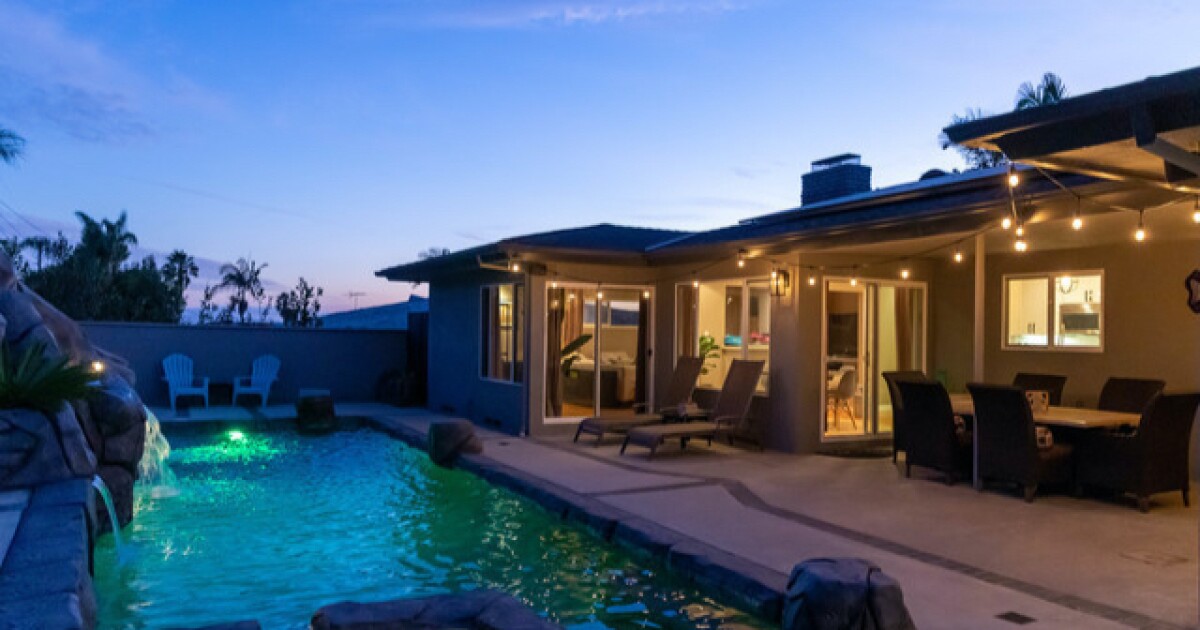 UCLA great Toby Bailey scores in Ladera Heights home sale ...