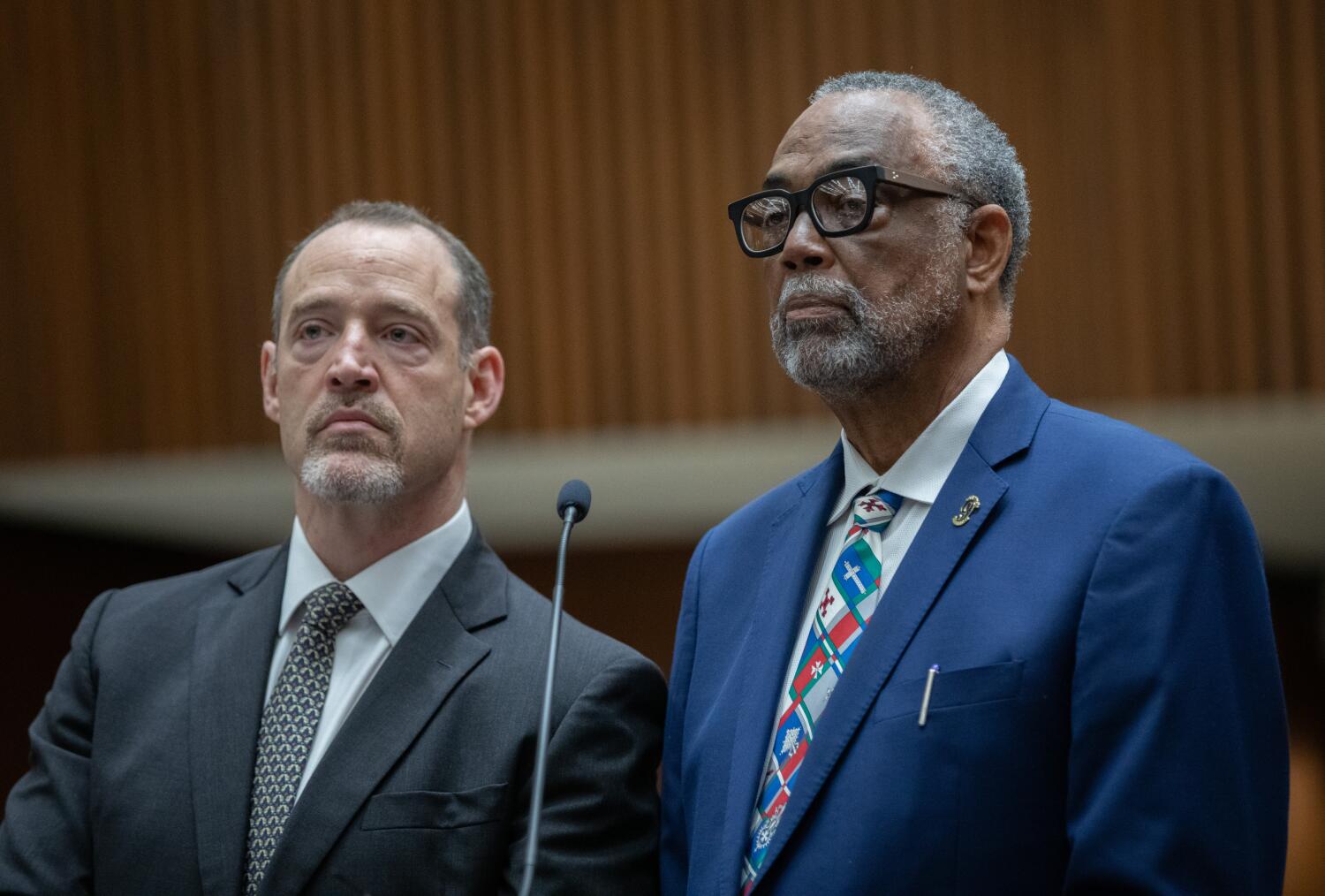 L.A. City Councilman Curren Price challenges perjury, embezzlement charges 