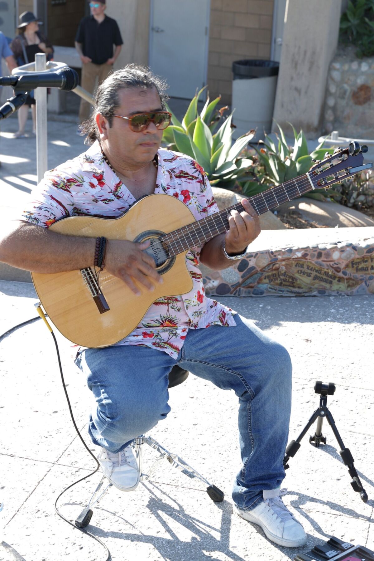 Guitarist Sergio D. Tala was the featured performer at the June 23 Concerts at the Cove event in Solana Beach.