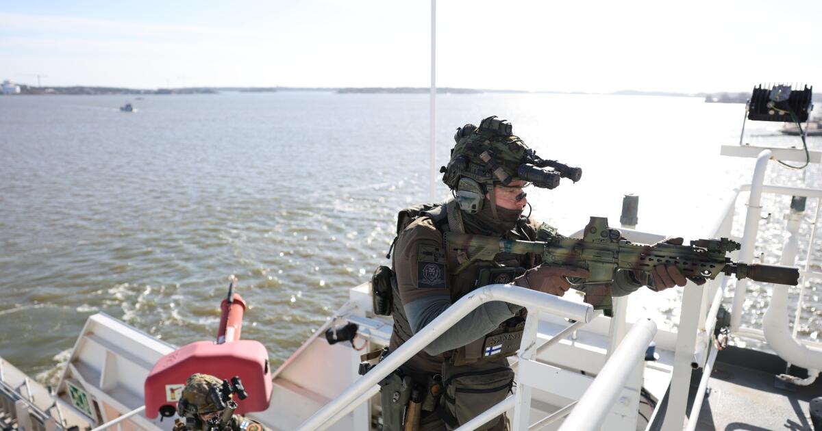 Les Européens s’engagent à accroître leur capacité à attaquer les pétroliers russes lorsqu’une tempête maritime frappe l’un d’entre eux.