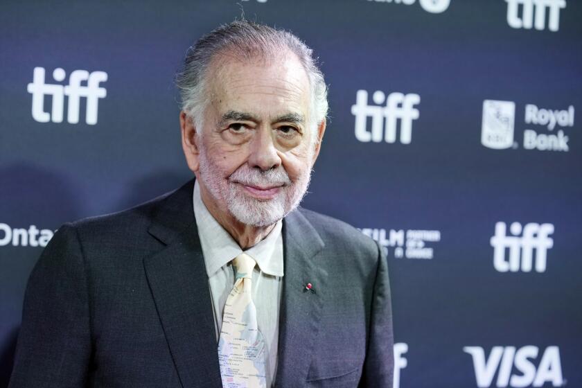 Francis Ford Coppola, guionista y director de "Megalopolis", posa en el estreno del filme en el Roy Thomson Hall durante el Festival Internacional de Cine de Toronto, el lunes 9 de septiembre de 2024, en Toronto. (Foto AP/Chris Pizzello)