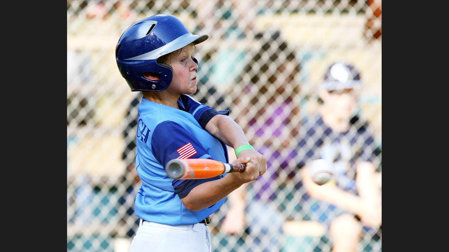 Photo Gallery: Crescenta Valley wins 9-10 minor Little League District 16 championship against Burbank